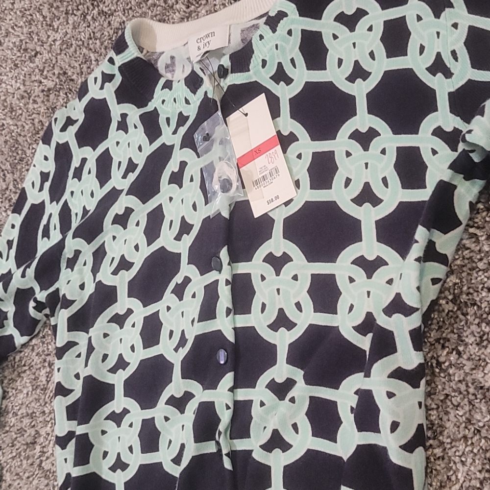 Crown and ivy cardigan